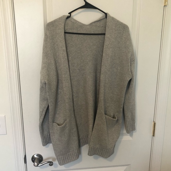 American Eagle Outfitters Sweaters - American eagle soft gray cardigan
